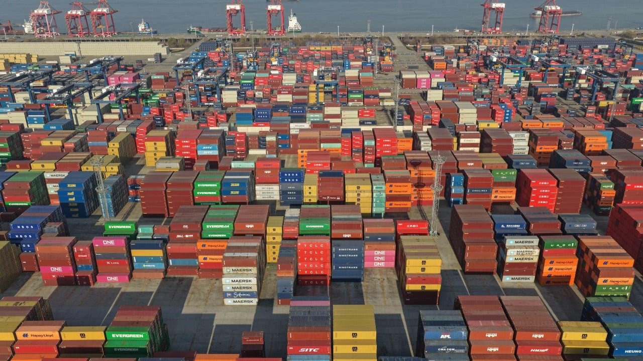 China refuerza su posición como líder en exportaciones globales