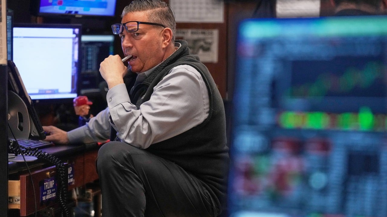 Caída de acciones en Hong Kong por desplome tecnológico y de metales