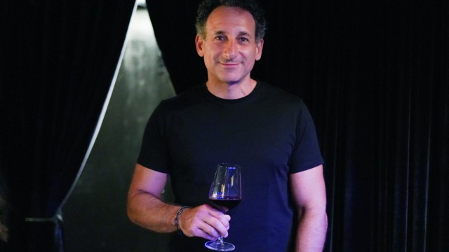 Cofundó la mayor cadena de vinotecas y ahora vuelve a empezar
