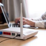 Consecuencias de usar monedas en tu router: advertencias de expertos