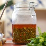 Descubre cómo hacer chimichurri argentino en simples pasos