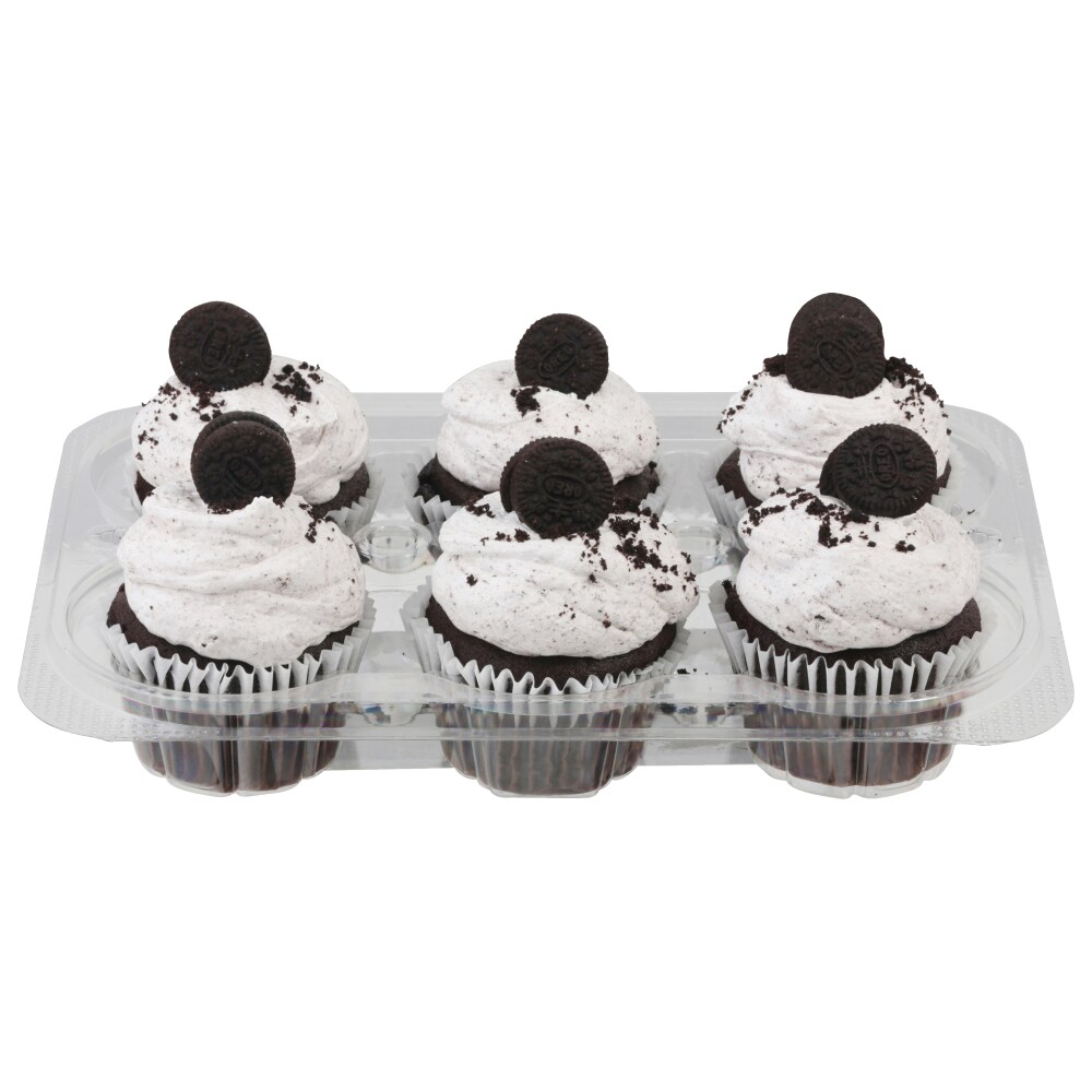 Harris Teeter Fresh Foods Market Cookies & Cream Cupcakes