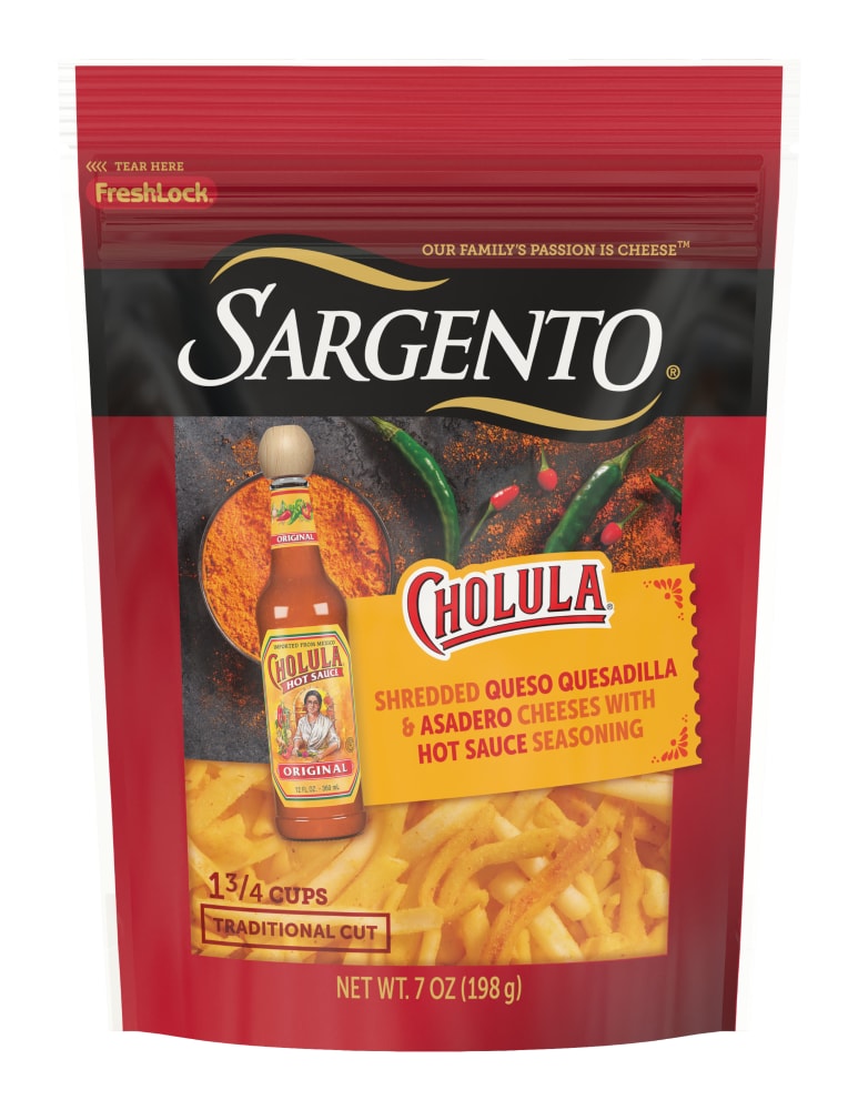 SARGENTO Cholula® Natural Queso Quesadilla & Asadero Shredded Cheese with Hot Sauce Seasonings, Traditional Cut