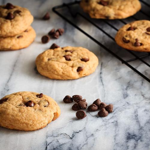 Chewy Chocolate Chip Banana Cookies Recipe