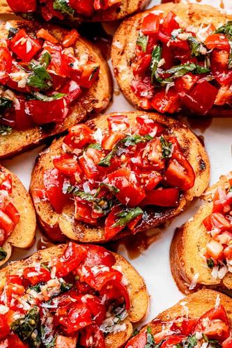 Easy Garlic Bread Bruschetta Recipe