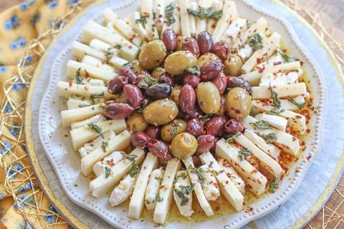 Easy Marinated Olives & Cheese Ring Appetizer