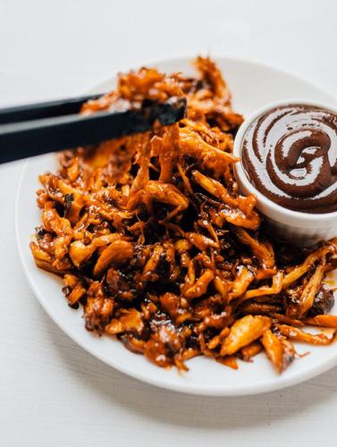 Mushroom Pulled Pork