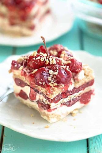 No Bake Cherry Cheesecake Icebox Cake + VIDEO!