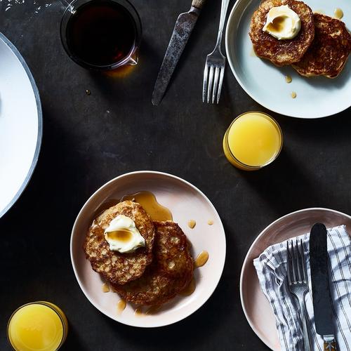Overnight Oatmeal Pancakes