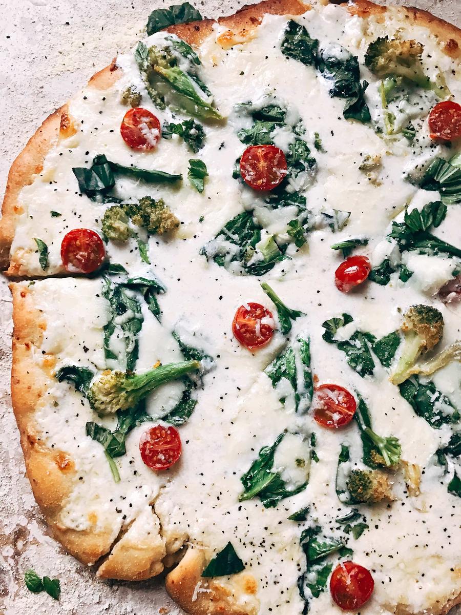 Spinach Broccoli Alfredo Pizza