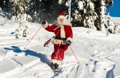 Santa Skiing
