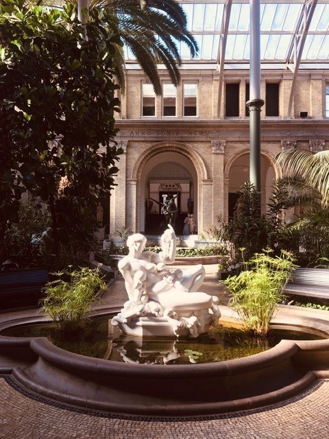 0809001d-8b91-4348-9cbf-3b7c41352392_l.jpg (480×640)