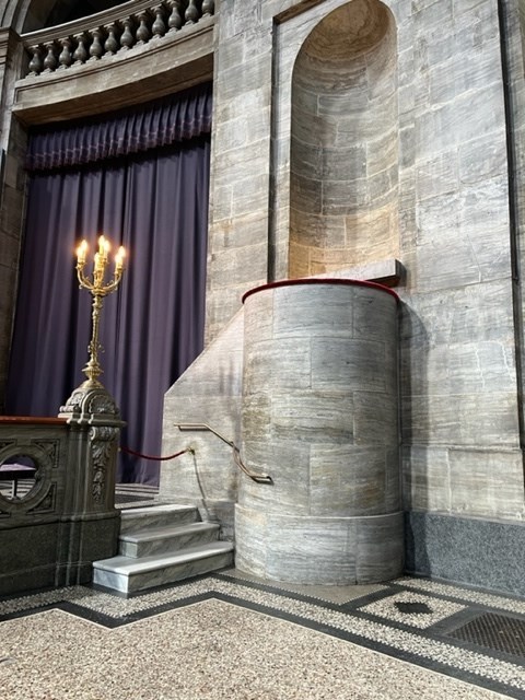 0c36dfaa-703e-429a-89b1-057dc2b0a3ba_l.jpg (480×640)