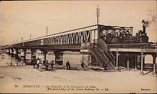 passerelle Eiffel carte postale 1900