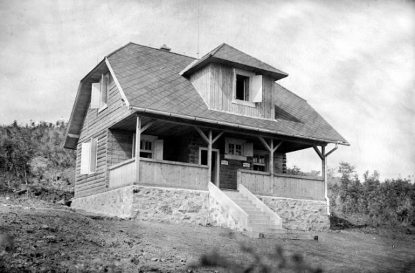 Chata pod Inovcom 30 roky minulého storočia