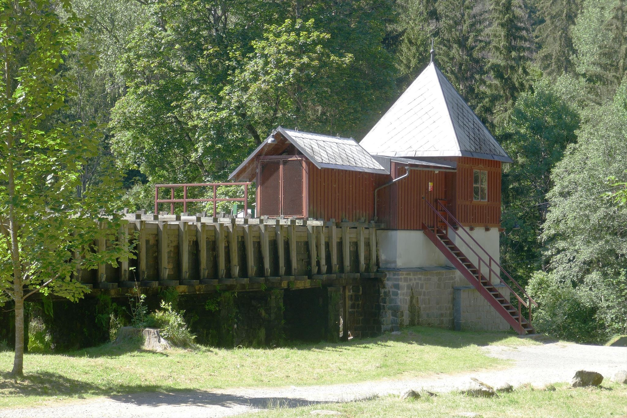 Elektrárna Čeňkova pila