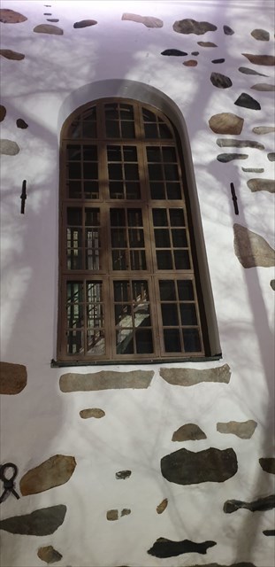 Montako ikkunaa? Muuttuja I.