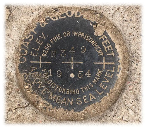 Benchmark JK5660 (N 349)