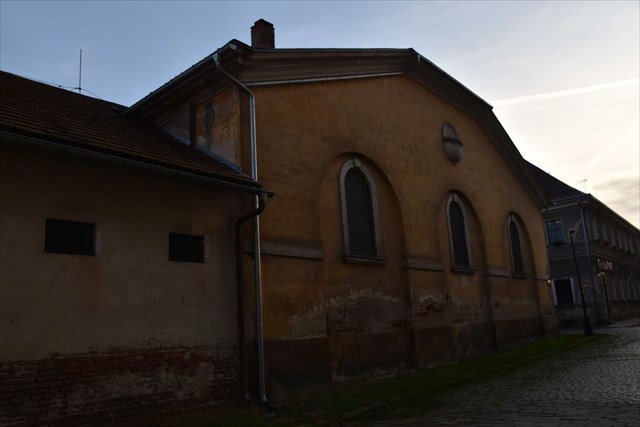 Vojenská jízdárna