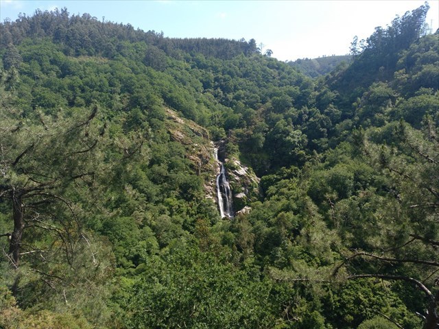 A Fervenza do Belelle vista dende o Miradoiro