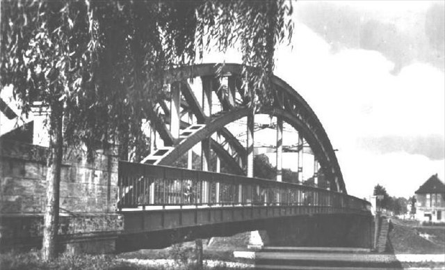 Kanalbrücke.