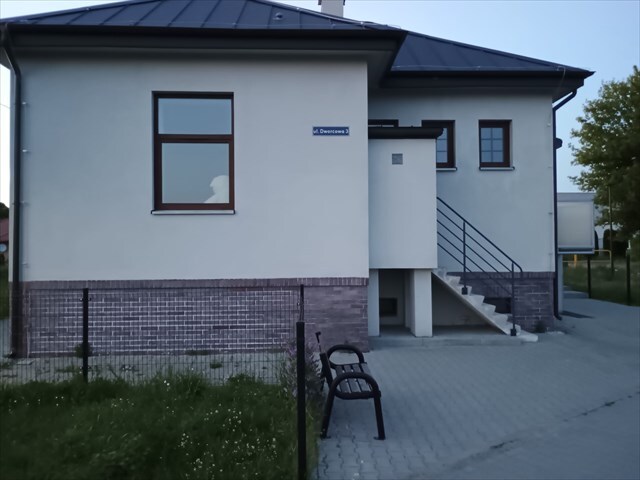 Budynek kolejowy stacji Obrowo po adaptacji 2025 rok