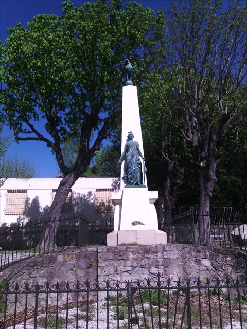 Monument aux morts