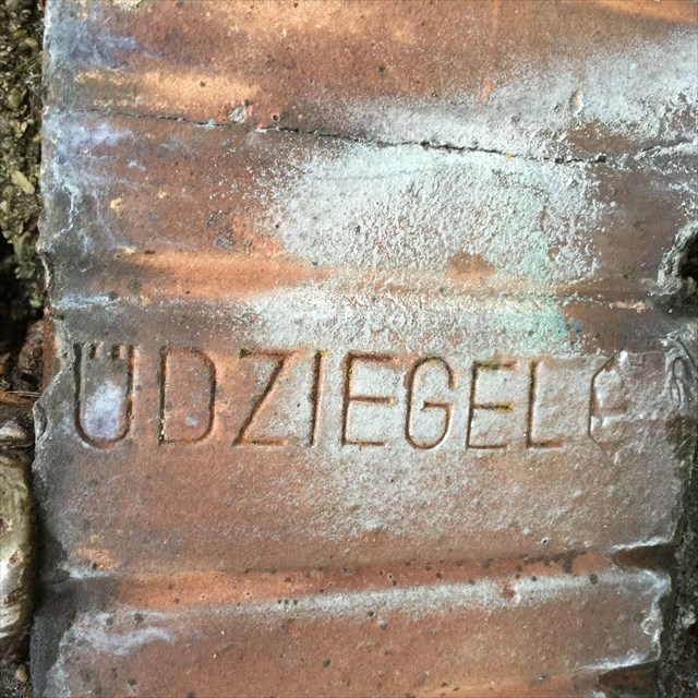 Brick Suedziegel