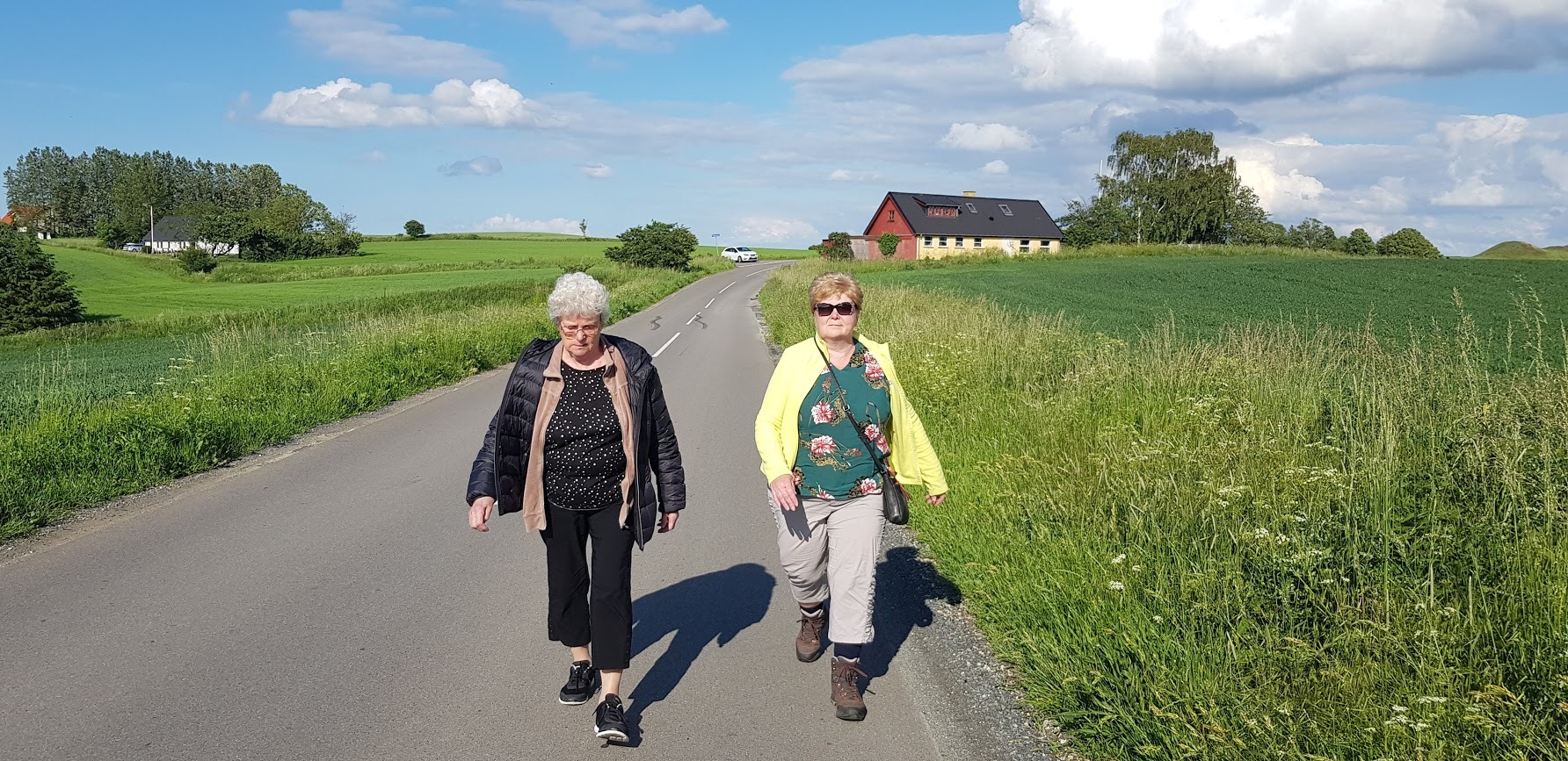 Walking the Højderyg path , 140 years of experience