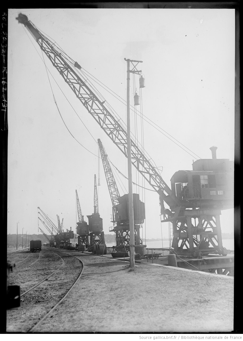 grues portuaires en 1917