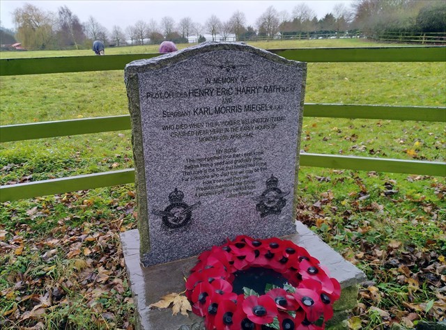 War Memorial, Vickers Wellington T2834