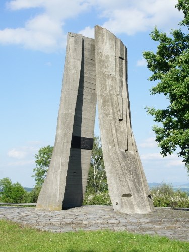 Monument na bělotínském rozvodí Monument na bělotínském rozvodí