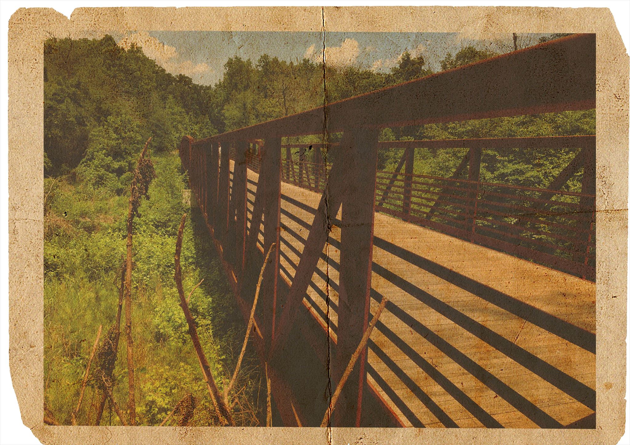 View of the bridge from the other side of the river