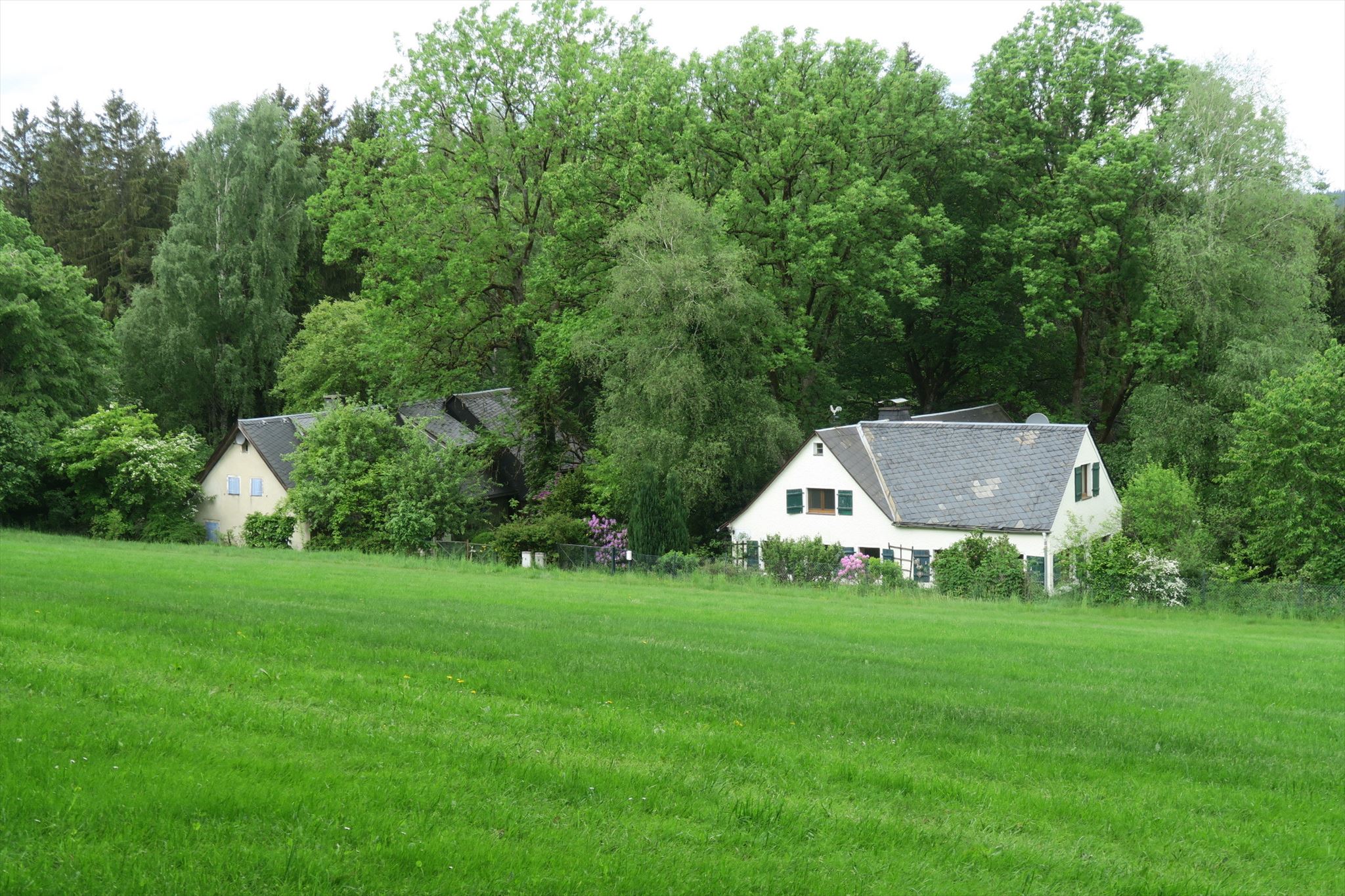 Blick auf die Bühlhäuser