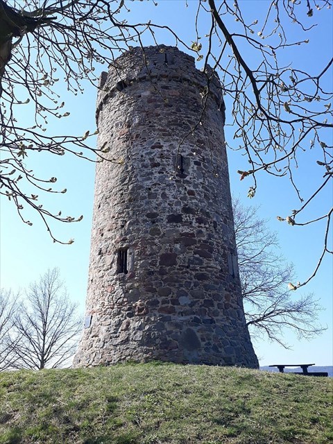 Die Warte im Frühling