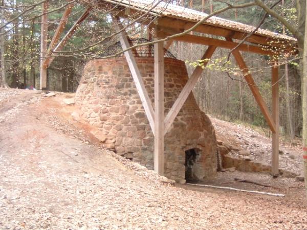 Kolomazna pec / Tar furnance