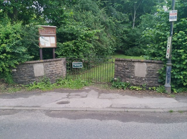War Memorial, Brattleby