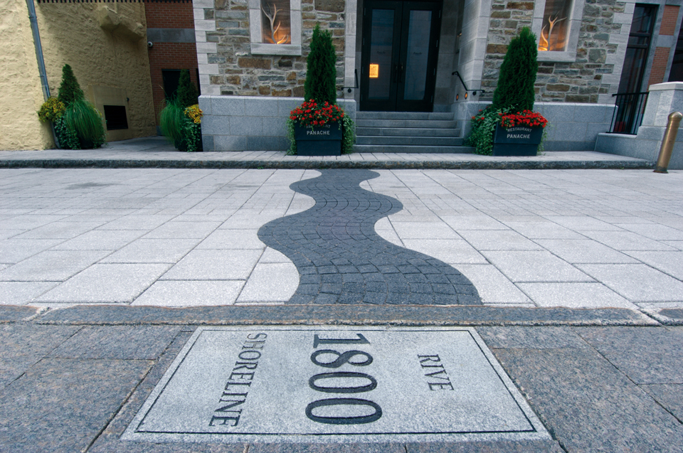 Marque de la rive du fleuve en 1800 Marque de la rive du fleuve en 1800