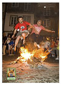 Salta o lume polo menos 3 veces Saltando a cacharela