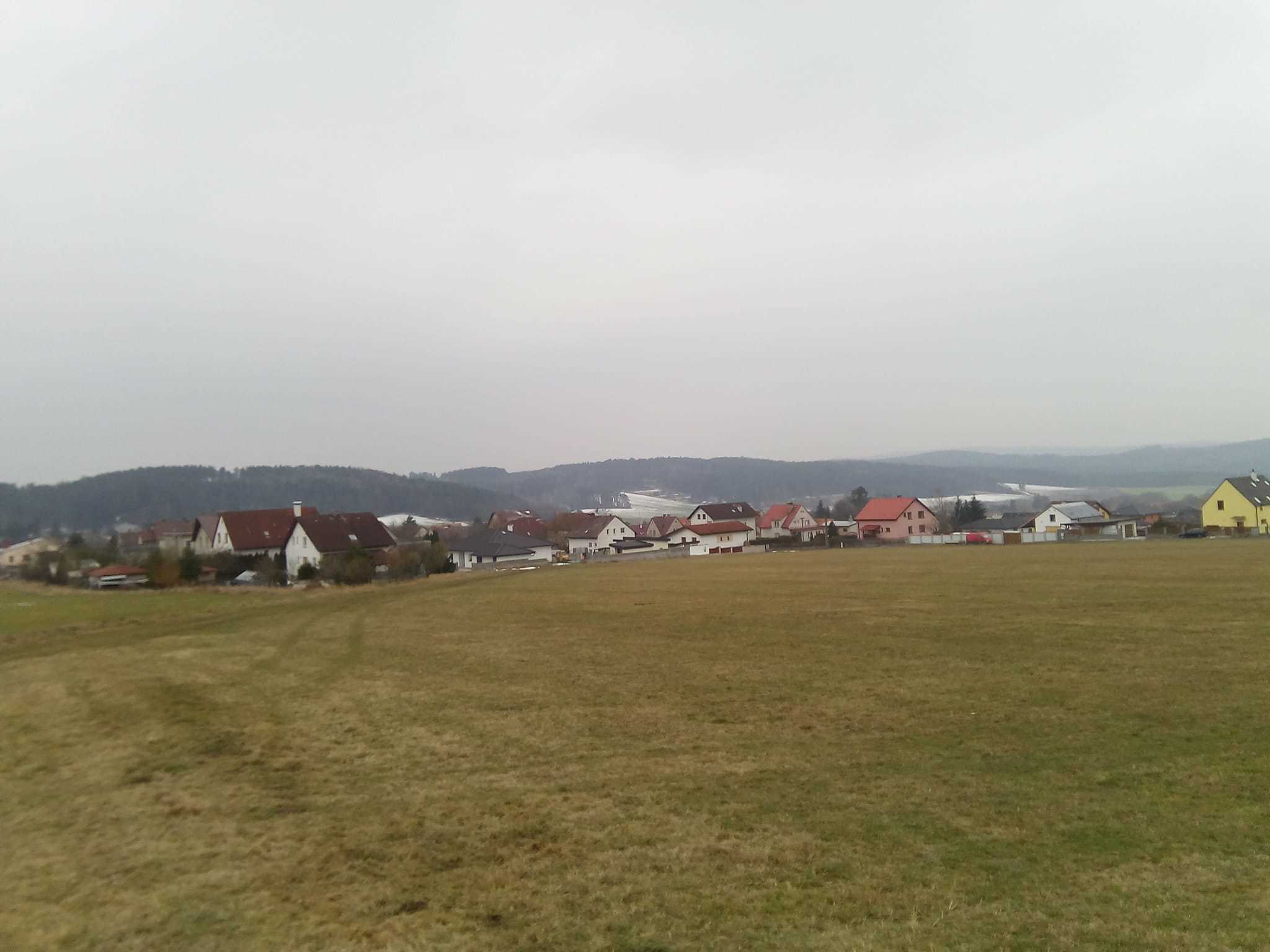 Výhled na Losinou od pole nedaleko kešky