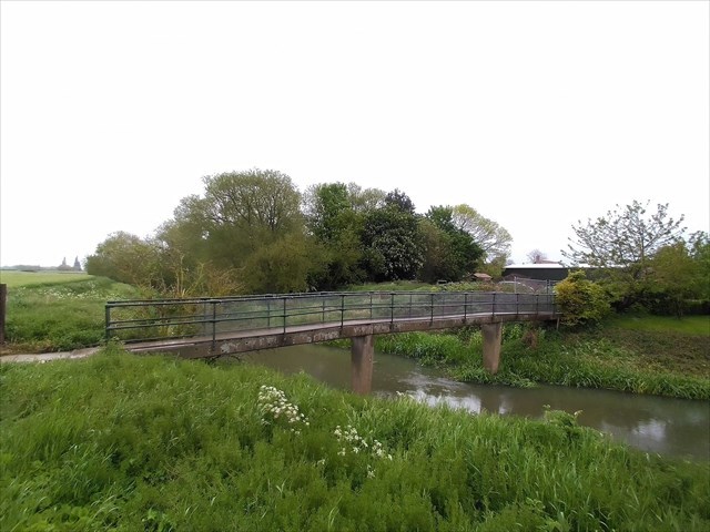 Little Bridges, Bassingham