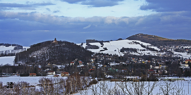 zimní pohled od skalky u Valčíku na Varnsdorf