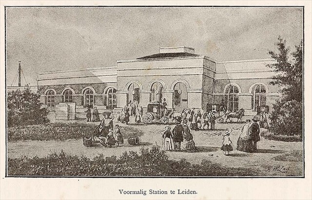 Gezicht op Station Leiden versie 1