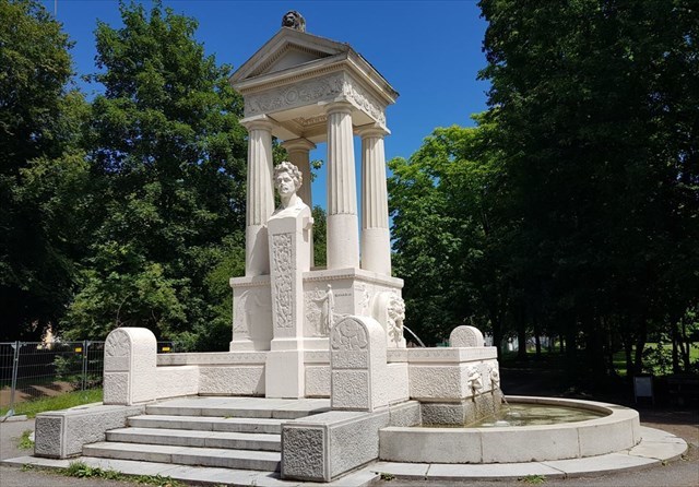König Ludwig Brunnen