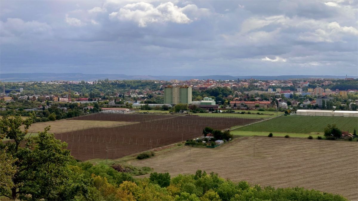 Výhled na Žatec v říjnu 2025 (klikněte pro zobrazení v plné velikosti) Výhled 2025