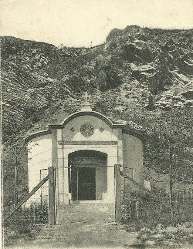 Kaplička u barrandovské skály