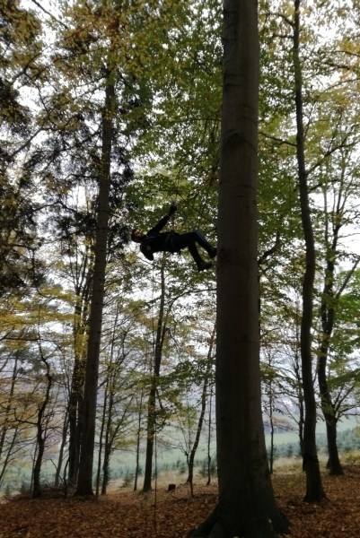 Někdo lozí, někdo leží