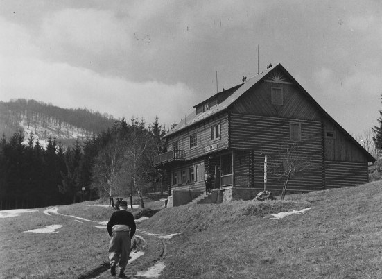 Chata pod Inovcom 1947