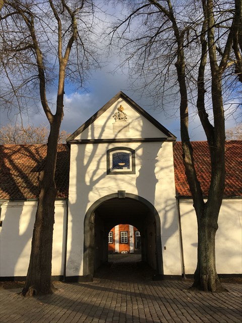 57345d5e-45d7-4fde-b420-2534a40ee1d3_l.jpeg (480×640)