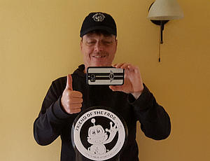 Friend of the Frog Window Trackable - Tupperman